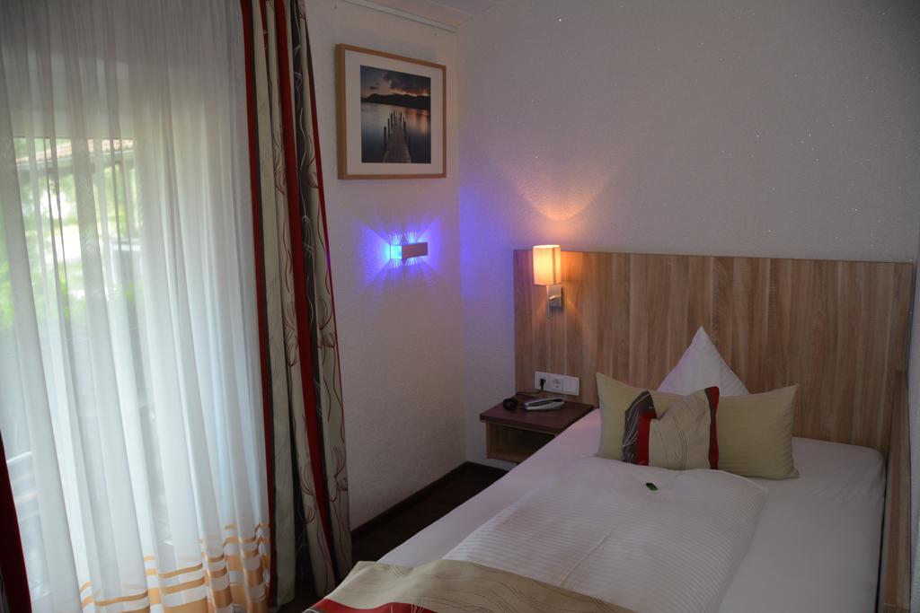 Alpina Hotel Rosenheim Extérieur photo